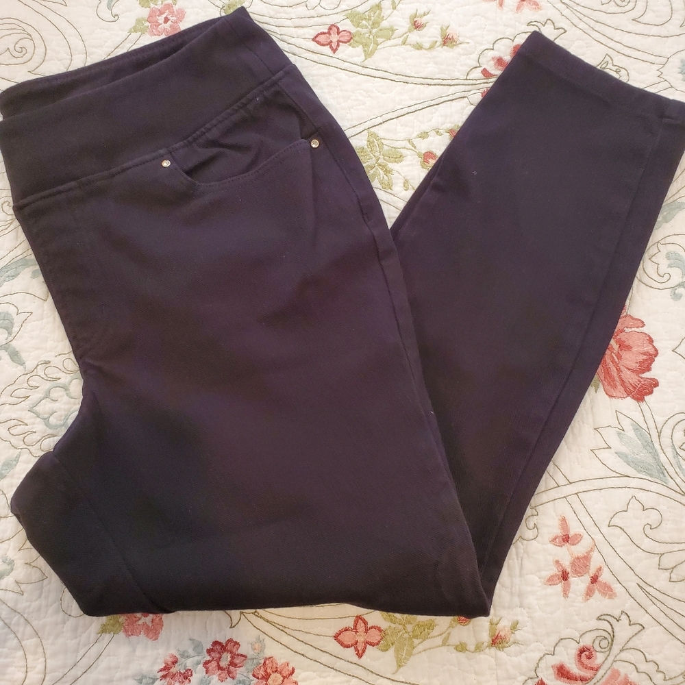 Belle by Kim Gravel Women's Ankle Jeans - Black